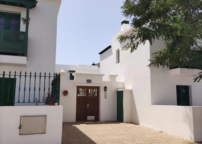 Lägenhet Montana De Uga